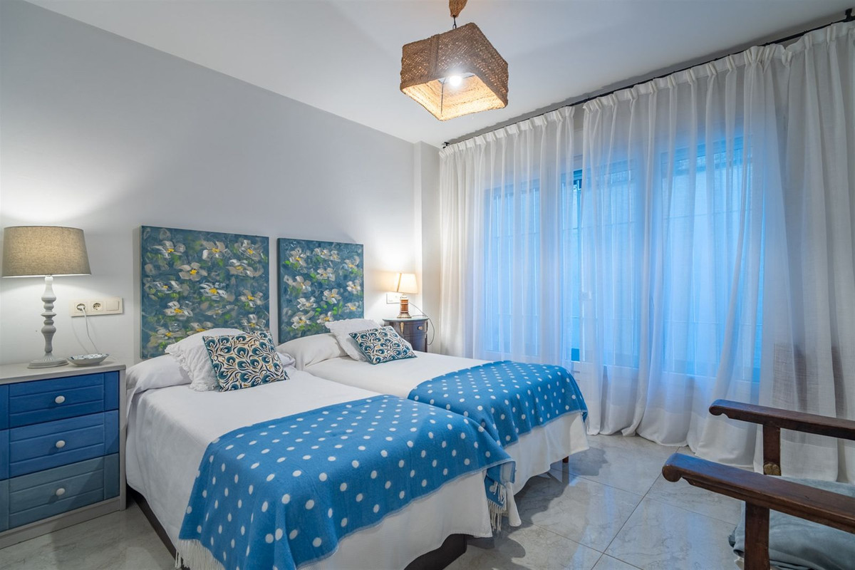 3 Bed Apartment for sale in Malagueta Málaga Ciudad, Málaga, Spain