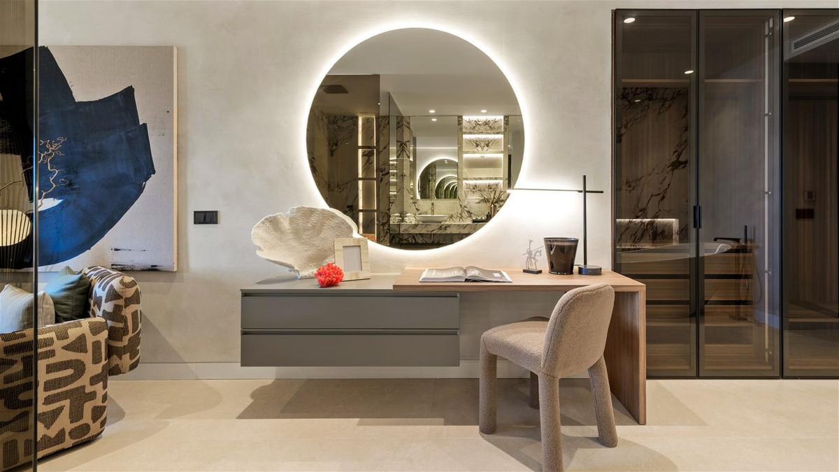 3 Bed Apartment for sale in Estepona Costa Del Sol, Málaga, Spain