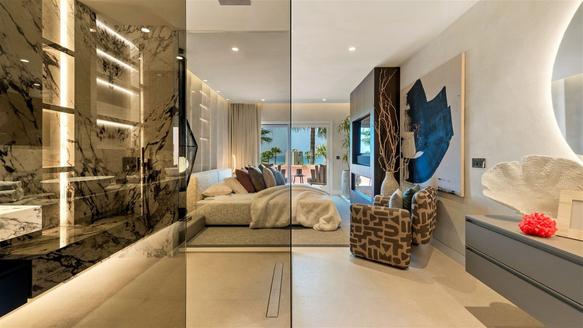 3 Bed Apartment for sale in Estepona Costa Del Sol, Málaga, Spain