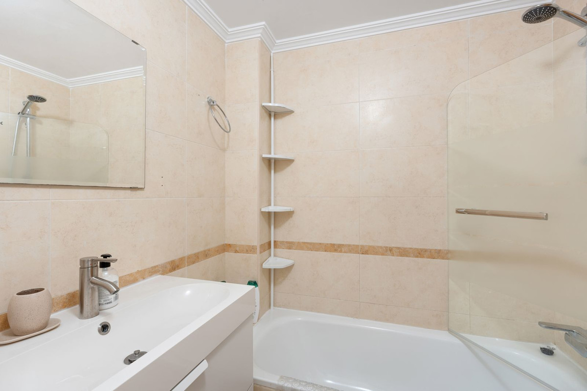 2 Bed Apartment for sale in Riviera Del Sol Costa Del Sol, Málaga, Spain