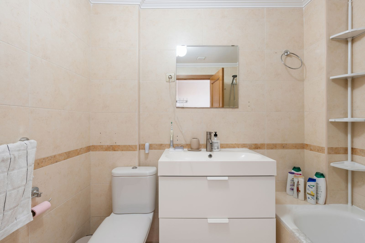 2 Bed Apartment for sale in Riviera Del Sol Costa Del Sol, Málaga, Spain