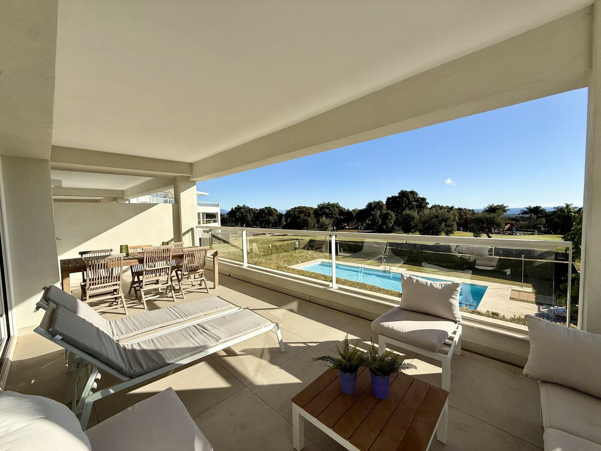 Se vende Apartamento Planta Media de 3 dormitorios en Costa Del Sol, Cadiz, España