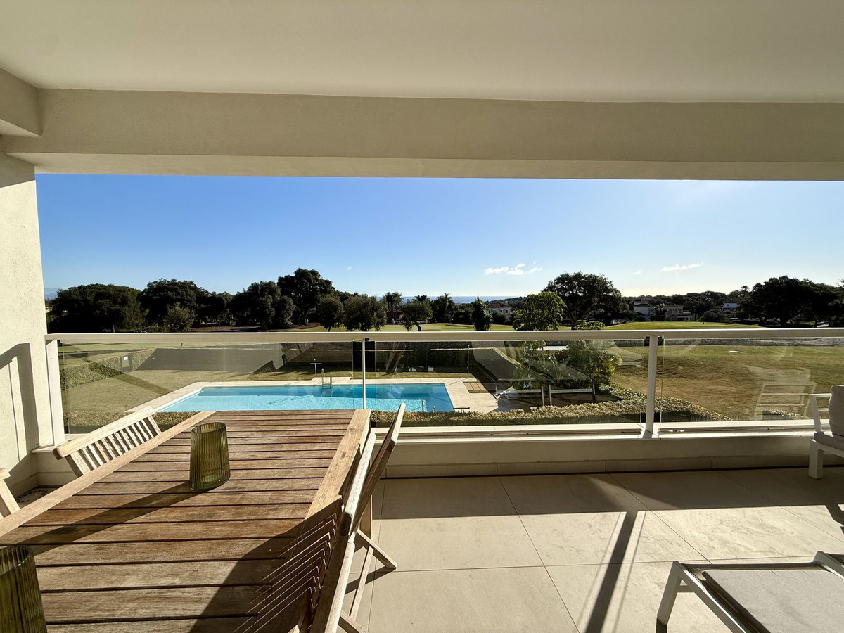 Se vende Apartamento Planta Media de 3 dormitorios en Costa Del Sol, Cadiz, España