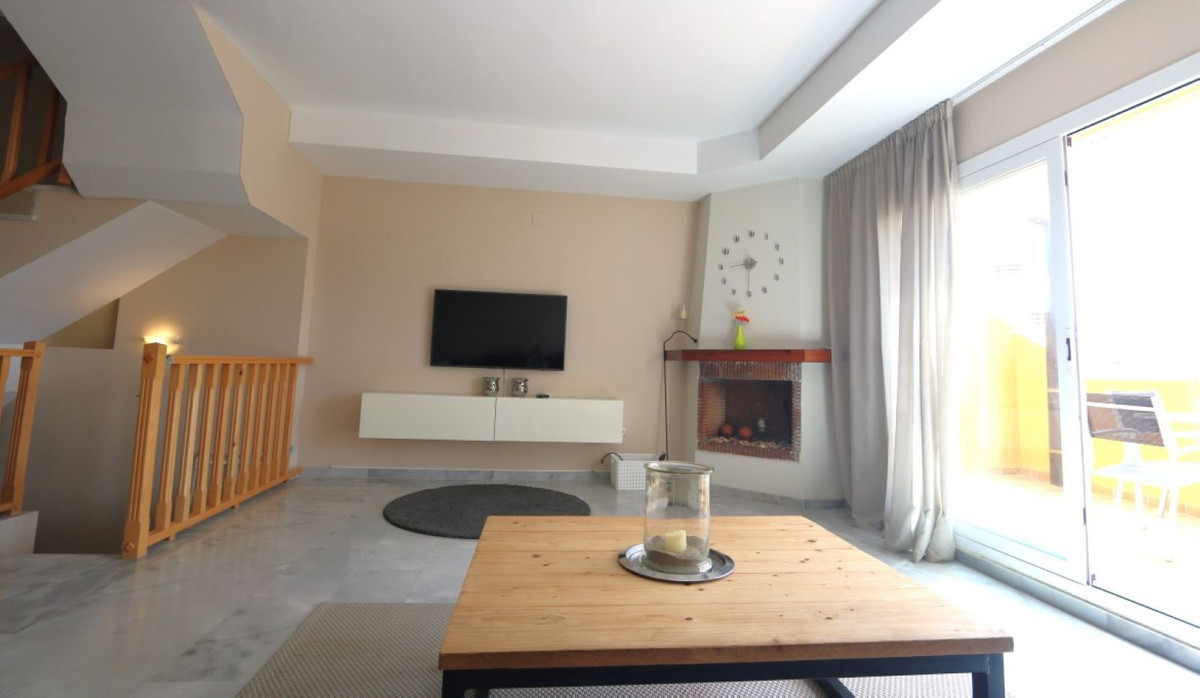3 Bed Townhouse for sale in Torreblanca Costa Del Sol, Málaga, Spain