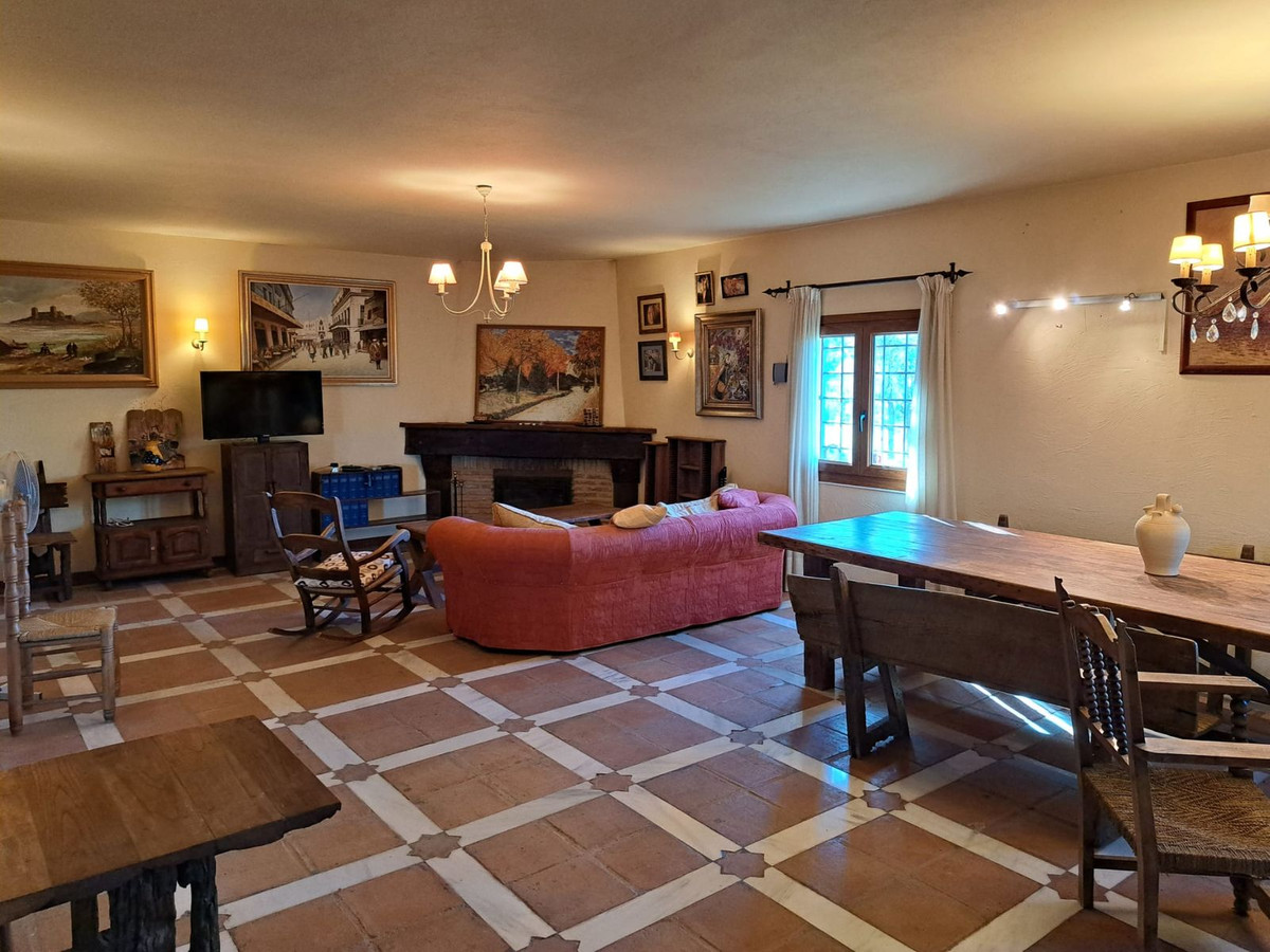 4 Bed Townhouse for sale in Mijas Costa Del Sol, Málaga, Spain