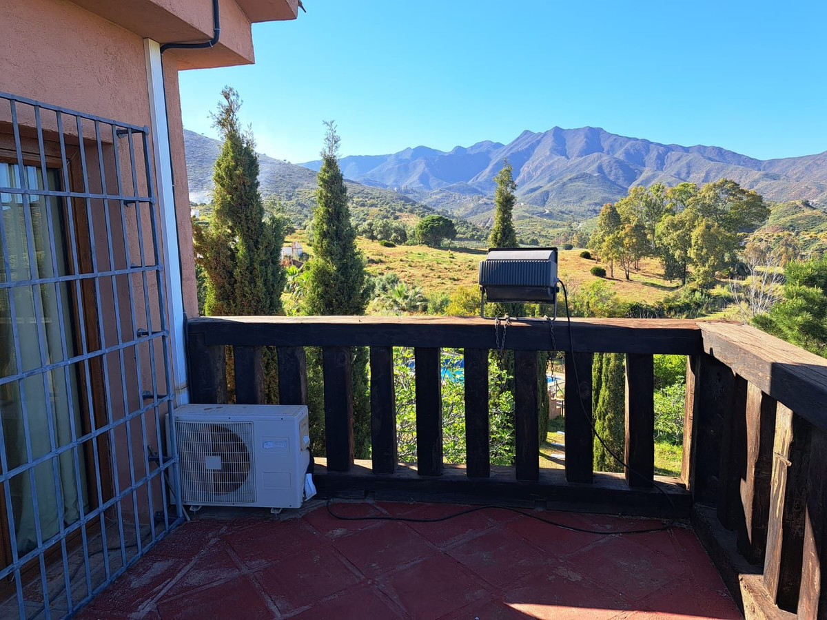 4 Bed Townhouse for sale in Mijas Costa Del Sol, Málaga, Spain