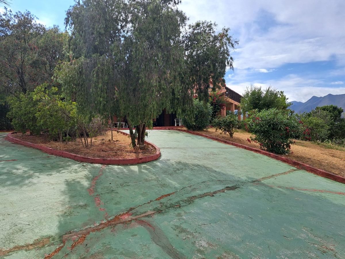 4 Bed Townhouse for sale in Mijas Costa Del Sol, Málaga, Spain