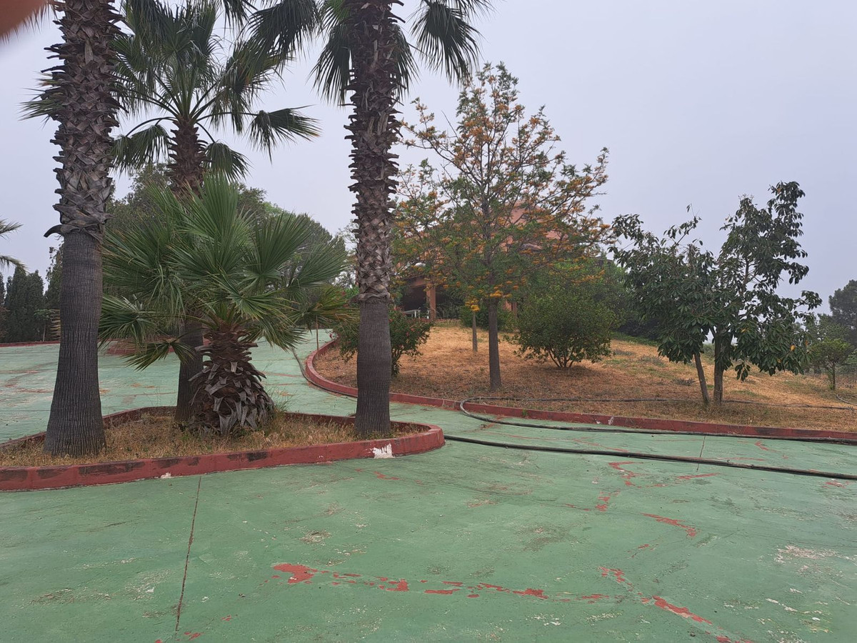 4 Bed Townhouse for sale in Mijas Costa Del Sol, Málaga, Spain