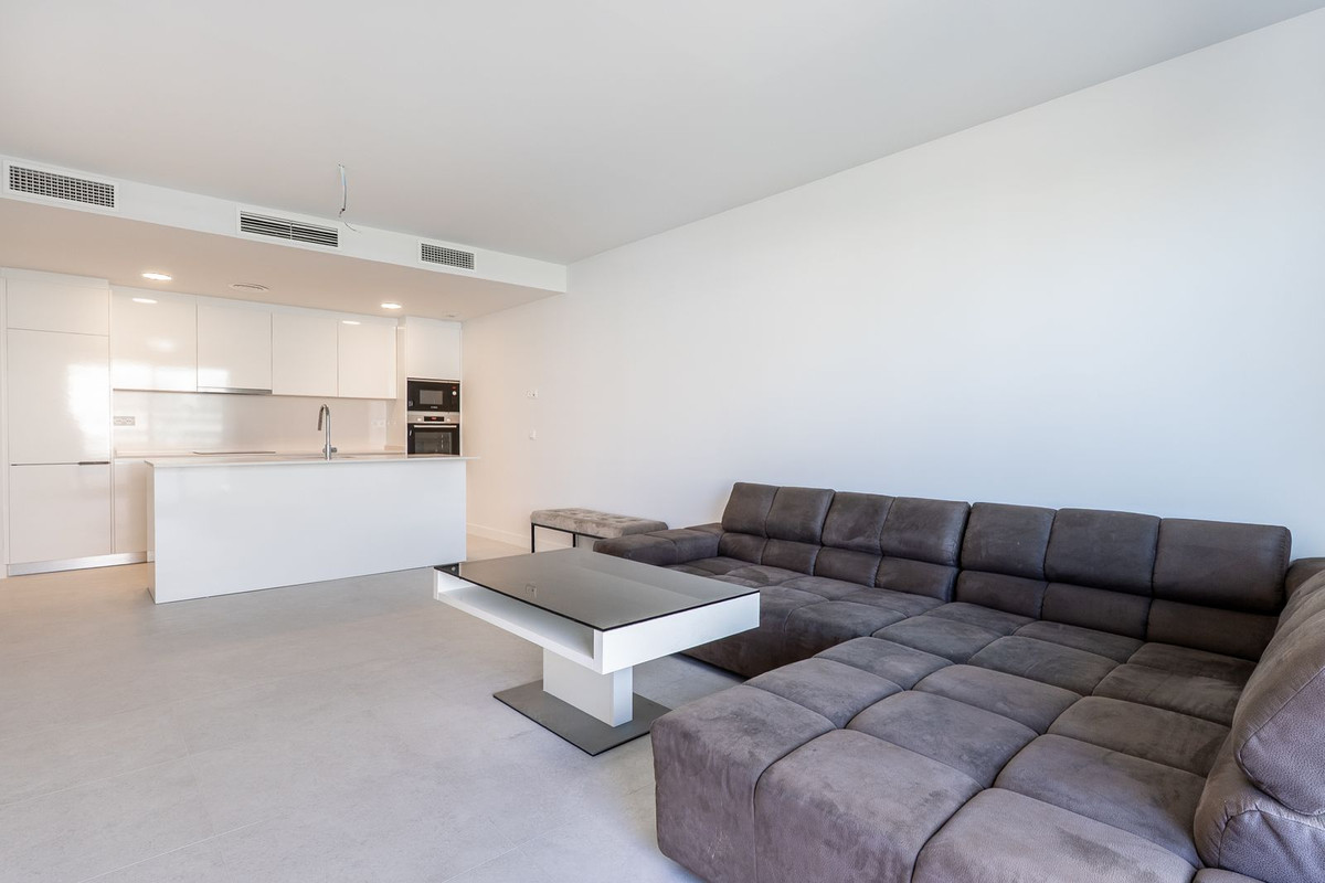 2 Bed Apartment for sale in Estepona Costa Del Sol, Málaga, Spain
