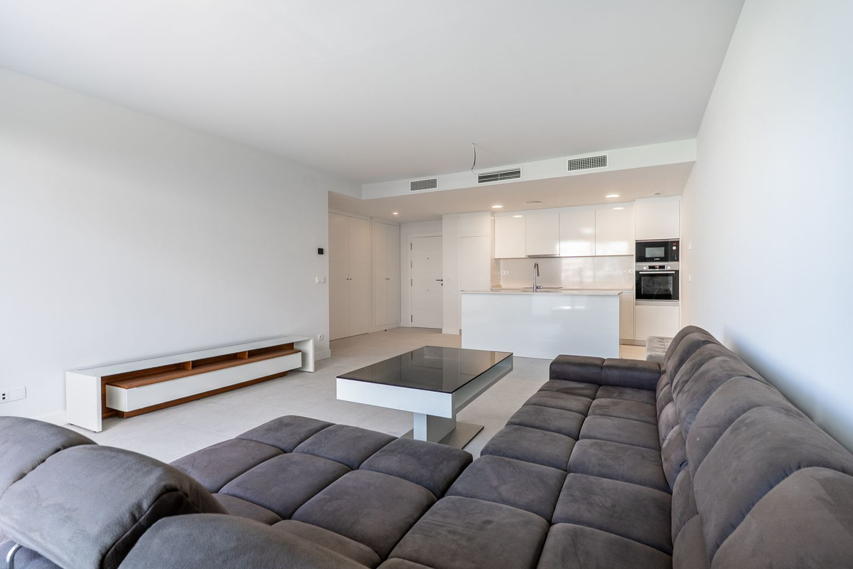 2 Bed Apartment for sale in Estepona Costa Del Sol, Málaga, Spain
