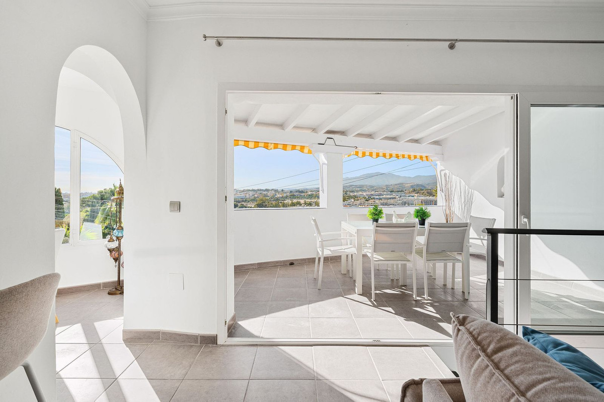 3 Bed Townhouse for sale in Nueva Andalucía Costa Del Sol, Málaga, Spain