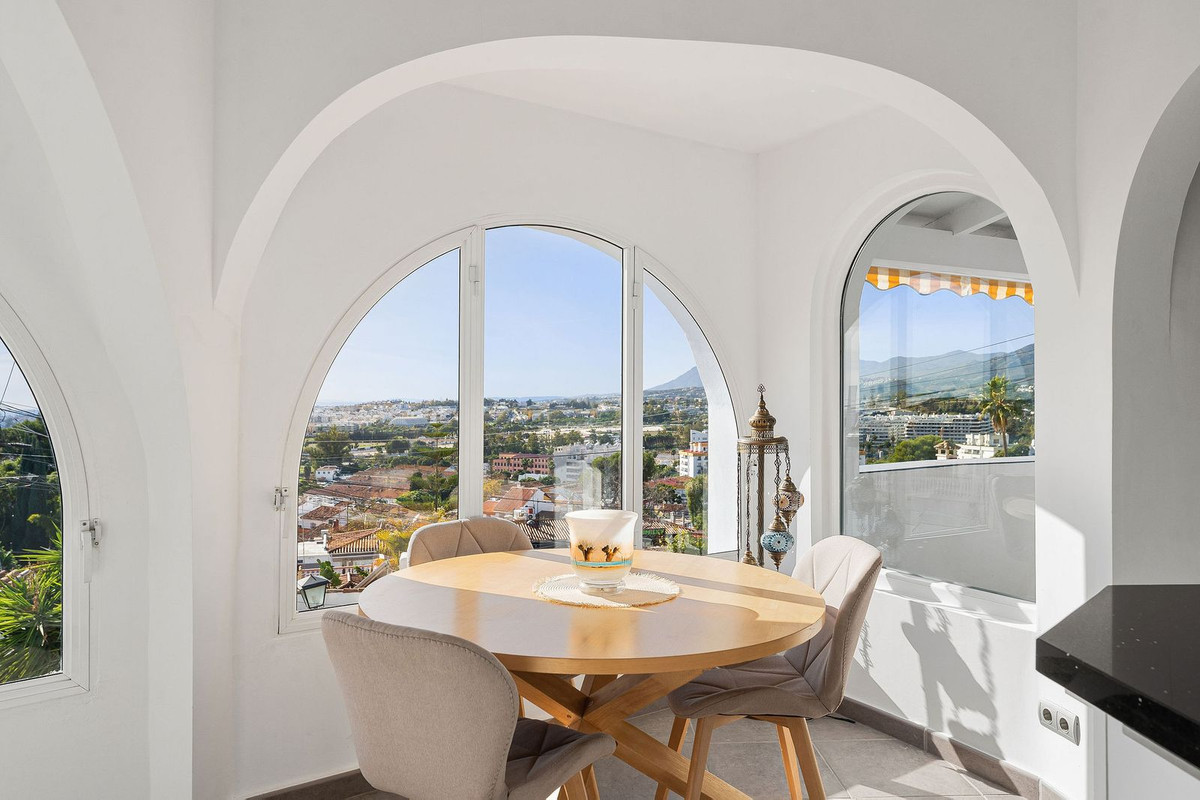 3 Bed Townhouse for sale in Nueva Andalucía Costa Del Sol, Málaga, Spain