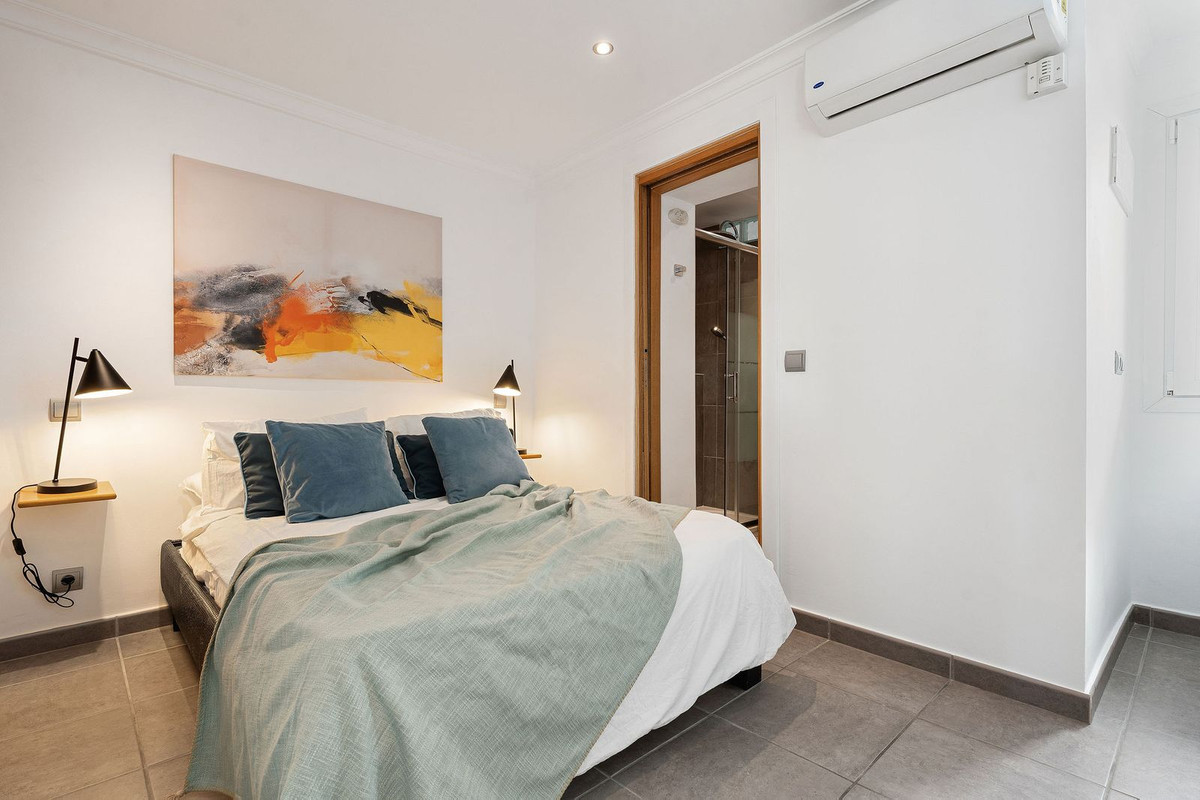 3 Bed Townhouse for sale in Nueva Andalucía Costa Del Sol, Málaga, Spain