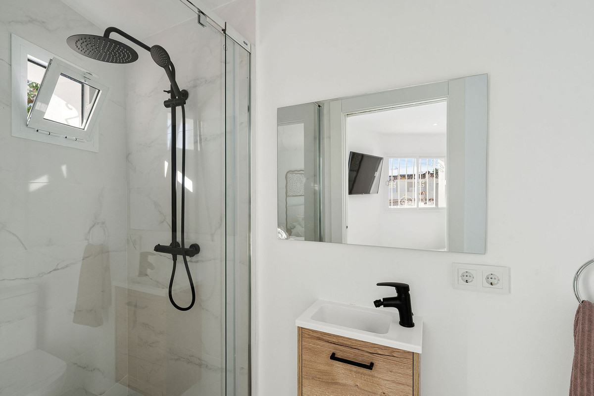 3 Bed Townhouse for sale in Nueva Andalucía Costa Del Sol, Málaga, Spain