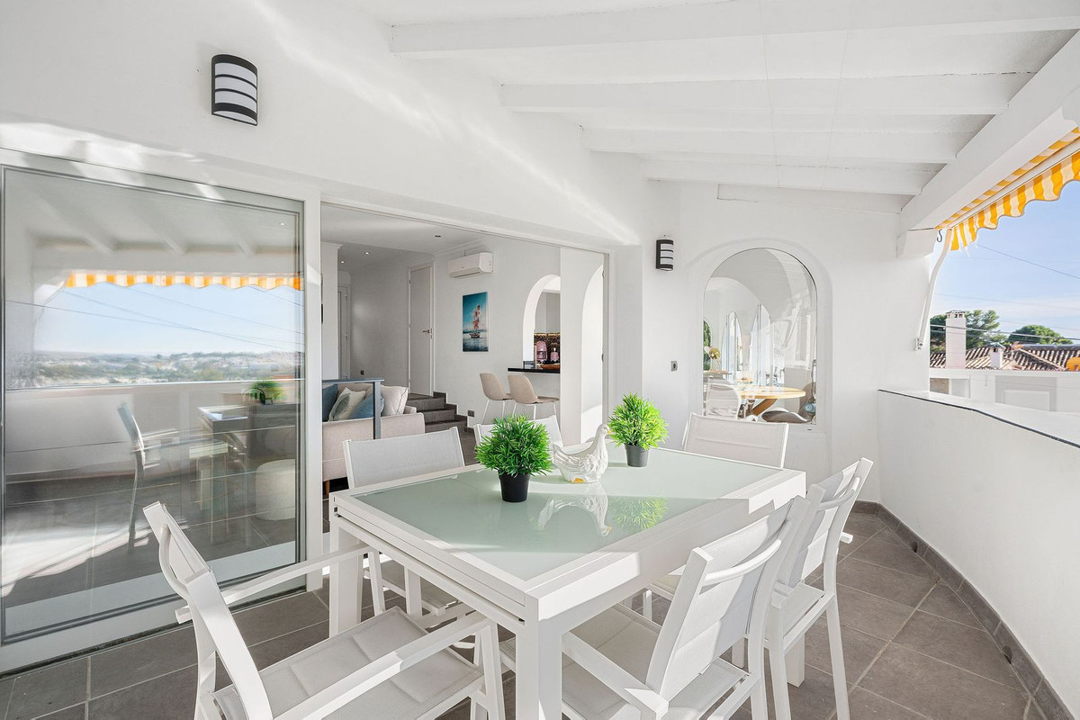 3 Bed Townhouse for sale in Nueva Andalucía Costa Del Sol, Málaga, Spain