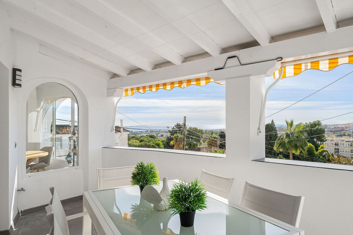 3 Bed Townhouse for sale in Nueva Andalucía Costa Del Sol, Málaga, Spain