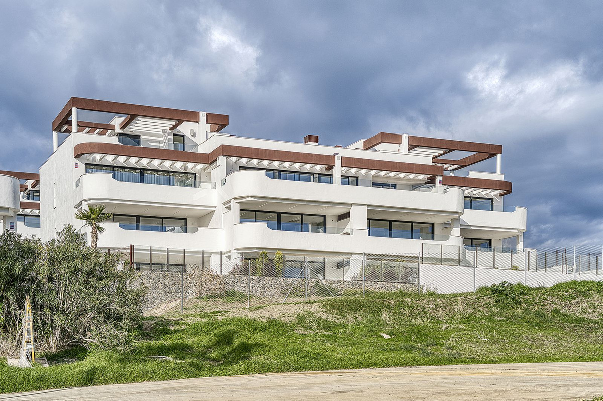 3 Bed Apartment for sale in Cancelada Costa Del Sol, Málaga, Spain