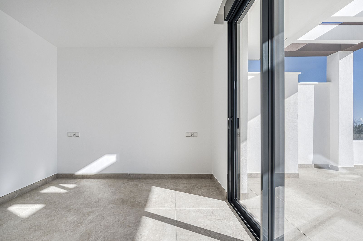 3 Bed Apartment for sale in Cancelada Costa Del Sol, Málaga, Spain
