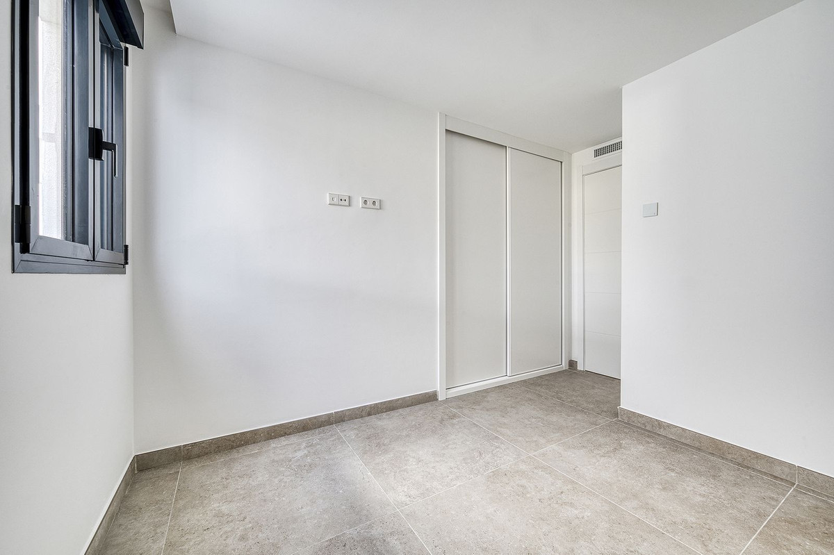 3 Bed Apartment for sale in Cancelada Costa Del Sol, Málaga, Spain