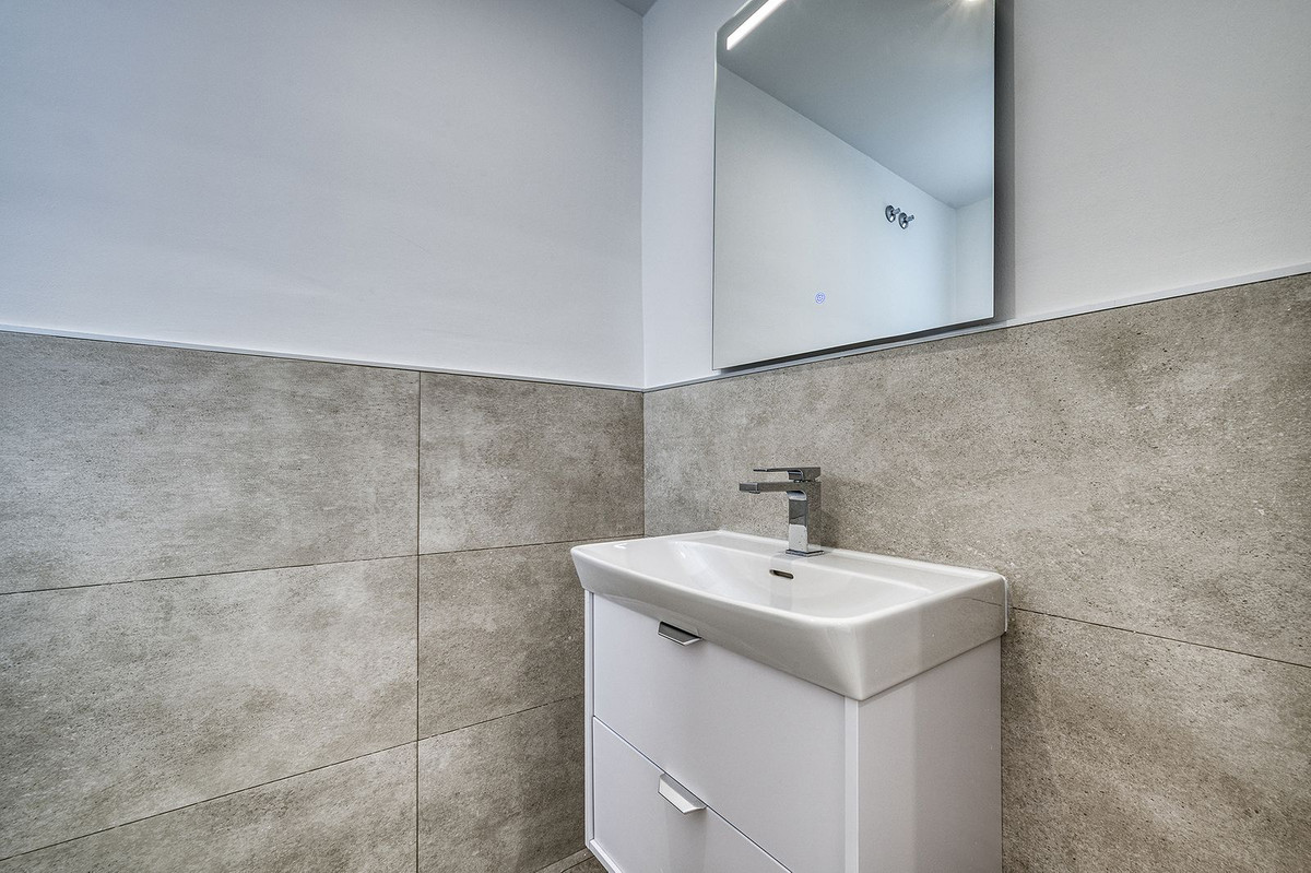 3 Bed Apartment for sale in Cancelada Costa Del Sol, Málaga, Spain
