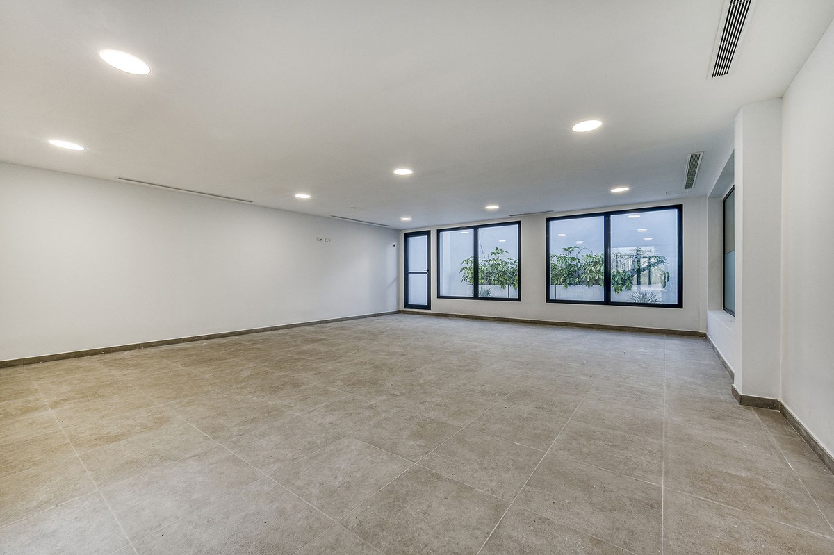 3 Bed Apartment for sale in Cancelada Costa Del Sol, Málaga, Spain