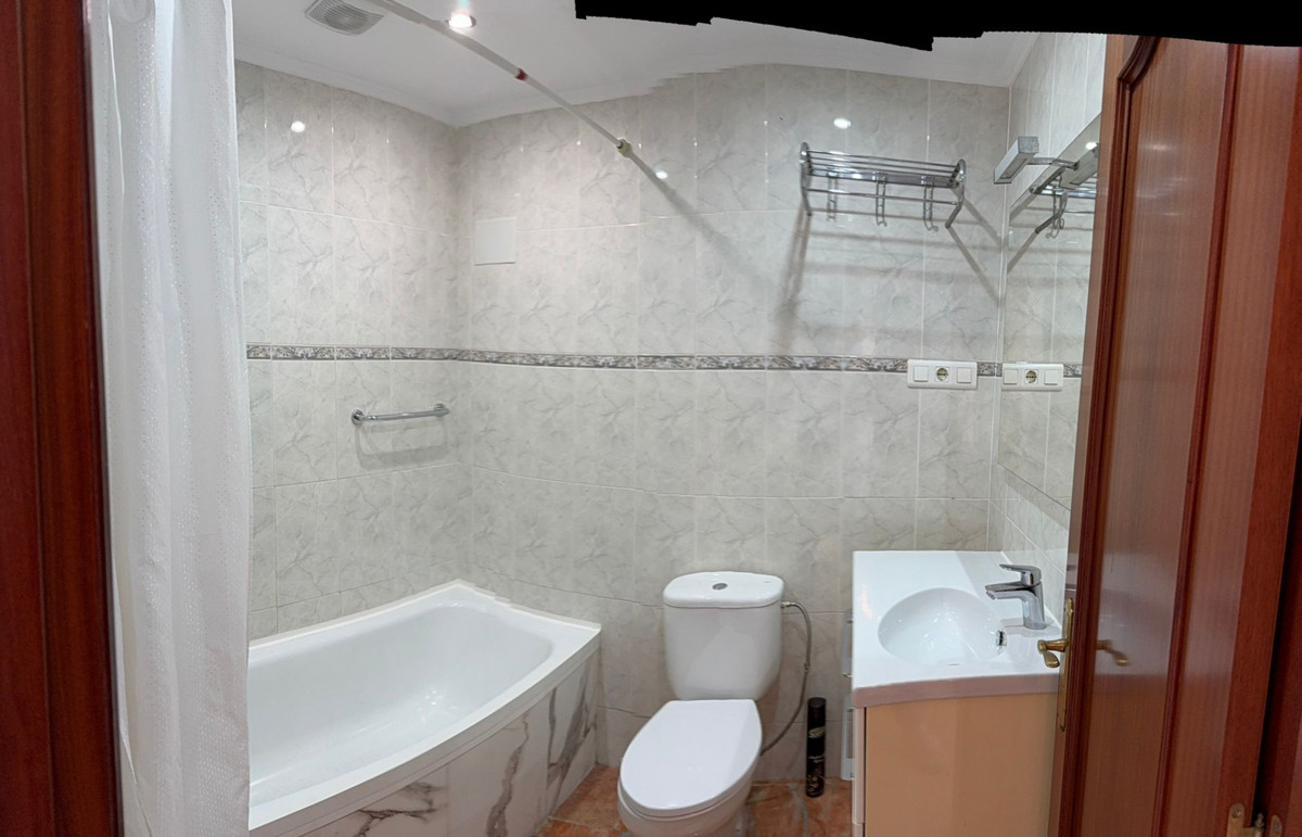 3 Bed Apartment for sale in Torremolinos Centro Costa Del Sol, Málaga, Spain