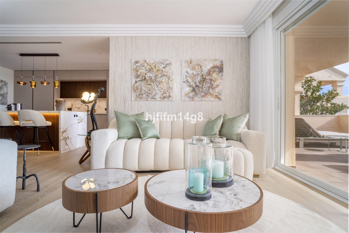 4 Bed Apartment for sale in Nueva Andalucía Costa Del Sol, Málaga, Spain