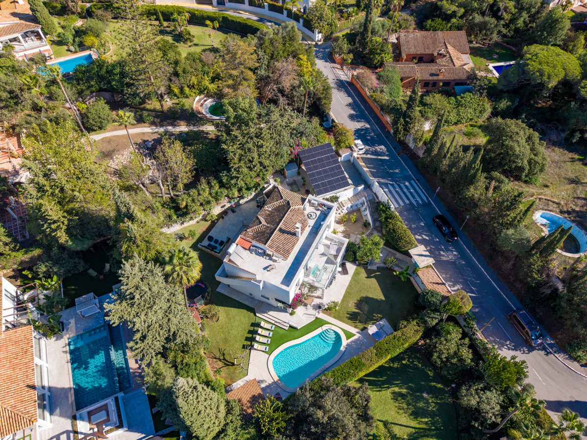 6 Bed Townhouse for sale in El Rosario Costa Del Sol, Málaga, Spain