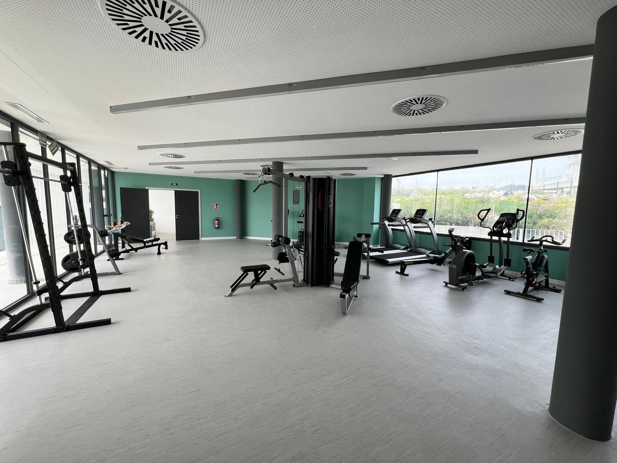 3 Bed Apartment for sale in Estepona Costa Del Sol, Málaga, Spain