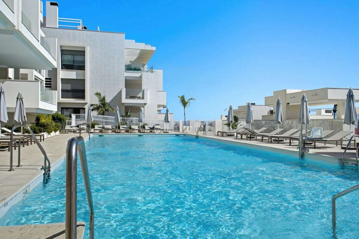 Se vende Apartamento Planta Baja de 2 dormitorios en Costa Del Sol, Málaga, España