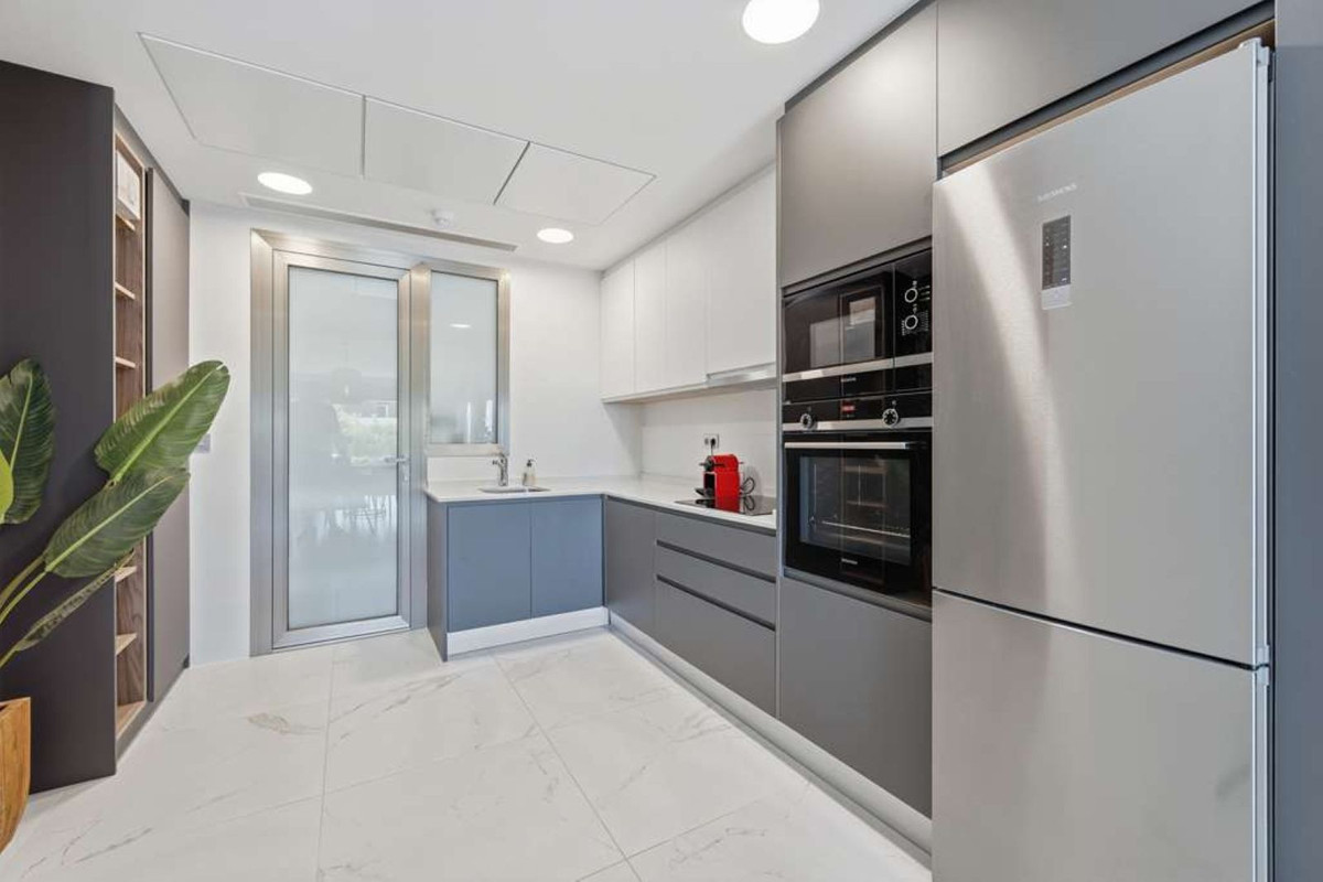 Se vende Apartamento Planta Baja de 2 dormitorios en Costa Del Sol, Málaga, España