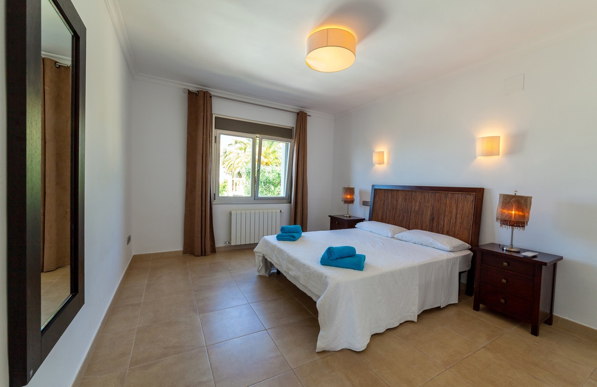 6 Bed Townhouse for sale in Javea Costa Blanca, Alicante, Spain