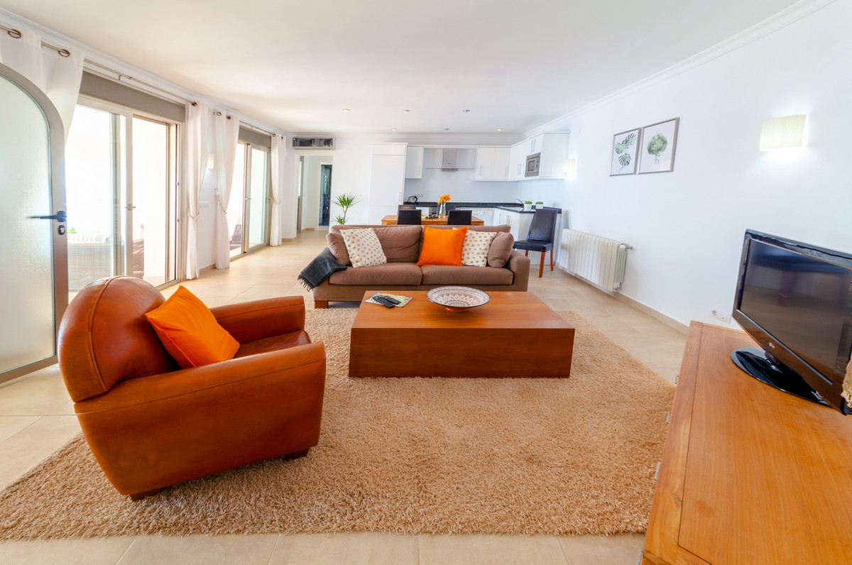6 Bed Townhouse for sale in Javea Costa Blanca, Alicante, Spain
