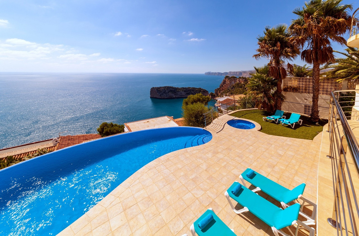 6 Bed Townhouse for sale in Javea Costa Blanca, Alicante, Spain
