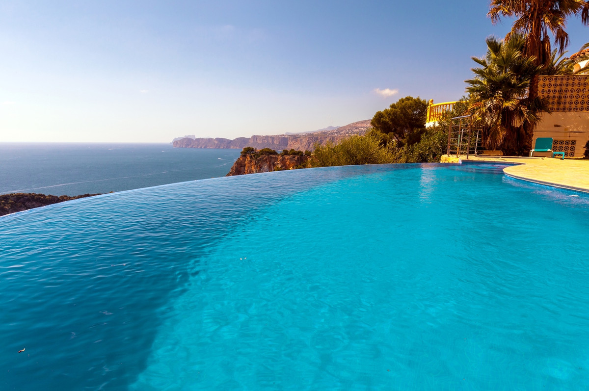 6 Bed Townhouse for sale in Javea Costa Blanca, Alicante, Spain