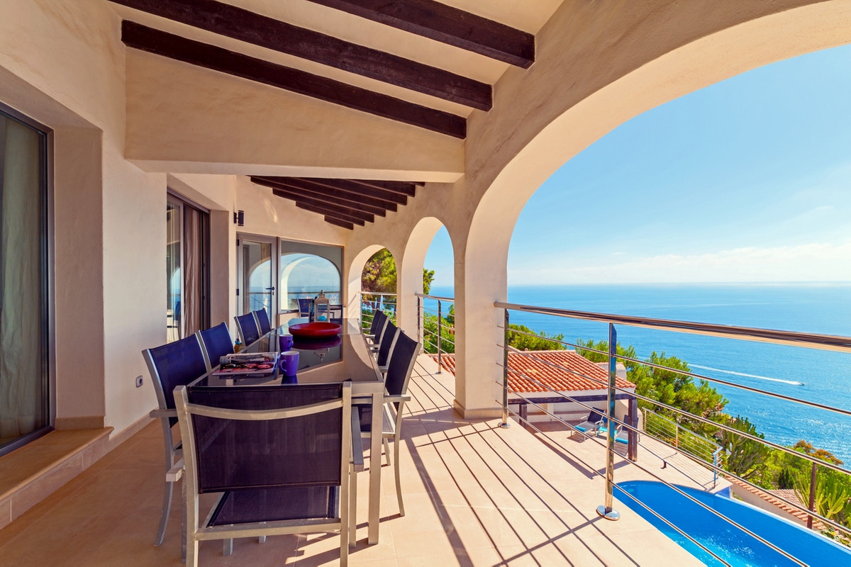 6 Bed Townhouse for sale in Javea Costa Blanca, Alicante, Spain
