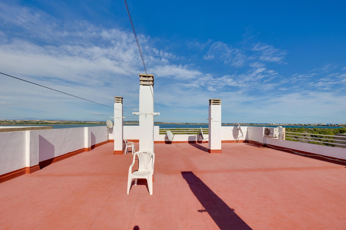 Se vende Apartamento Planta Baja de 3 dormitorios en Costa Blanca, Alicante, España