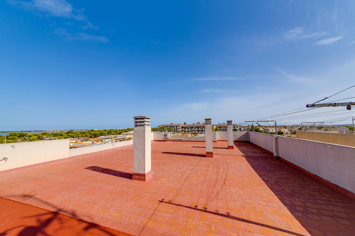 Se vende Apartamento Planta Baja de 3 dormitorios en Costa Blanca, Alicante, España