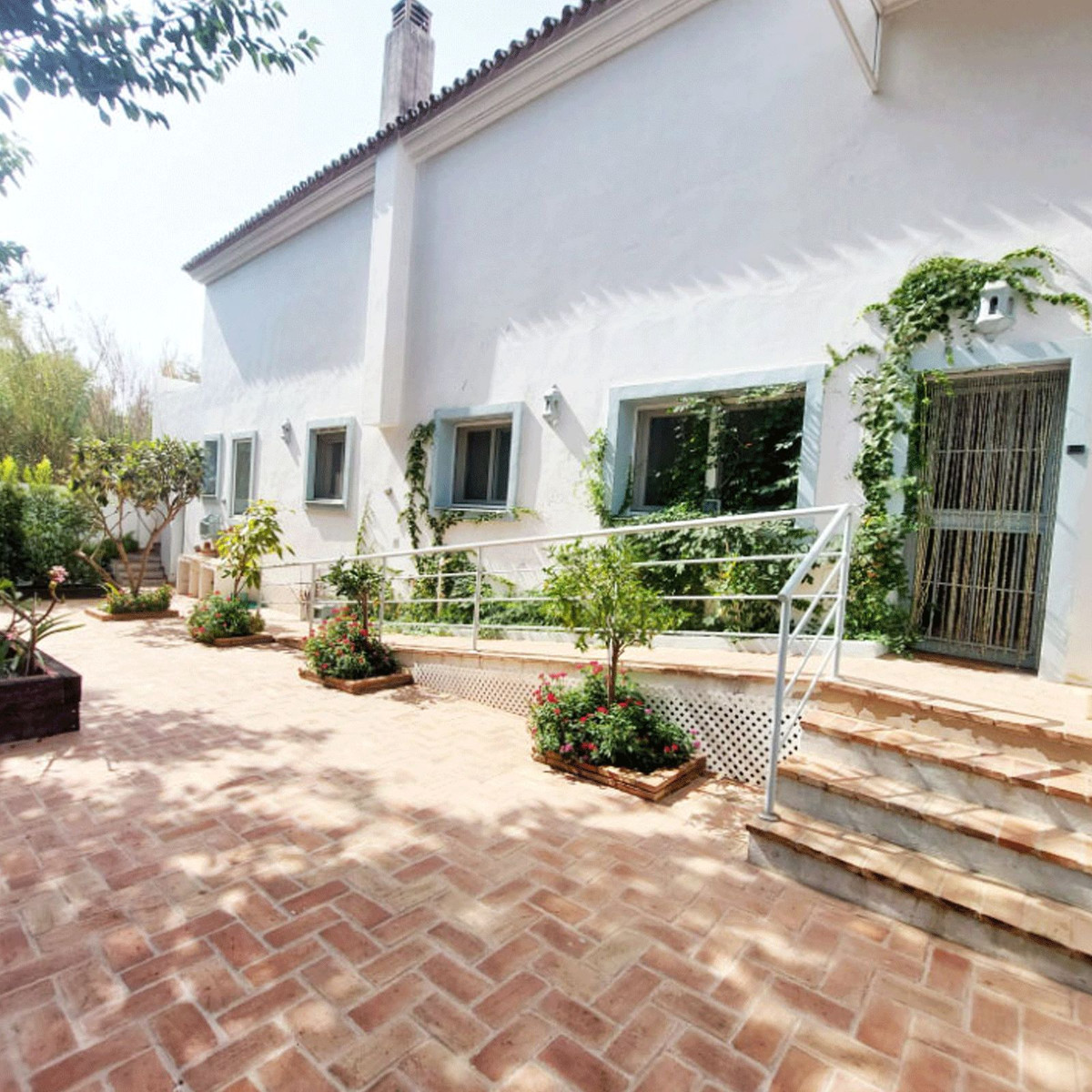 8 Bed Townhouse for sale in Benalmadena Costa Costa Del Sol, Málaga, Spain