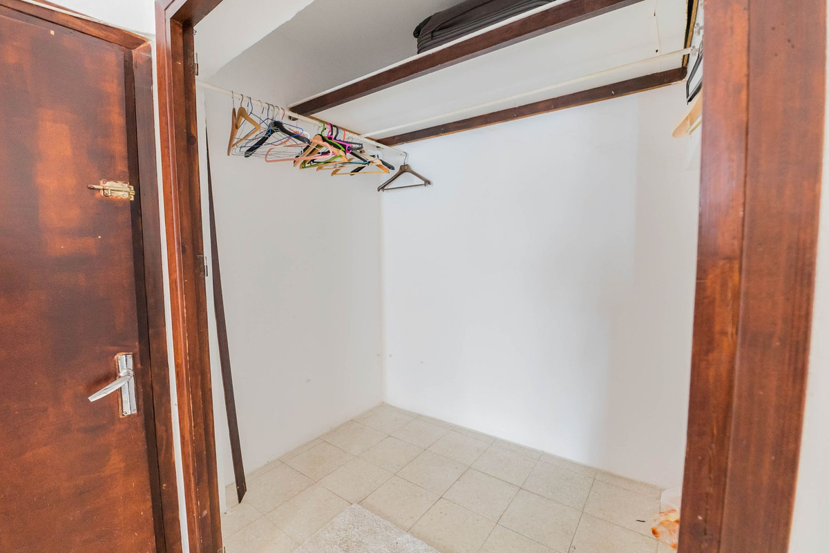 6 Bed Townhouse for sale in Marbella Costa Del Sol, Málaga, Spain