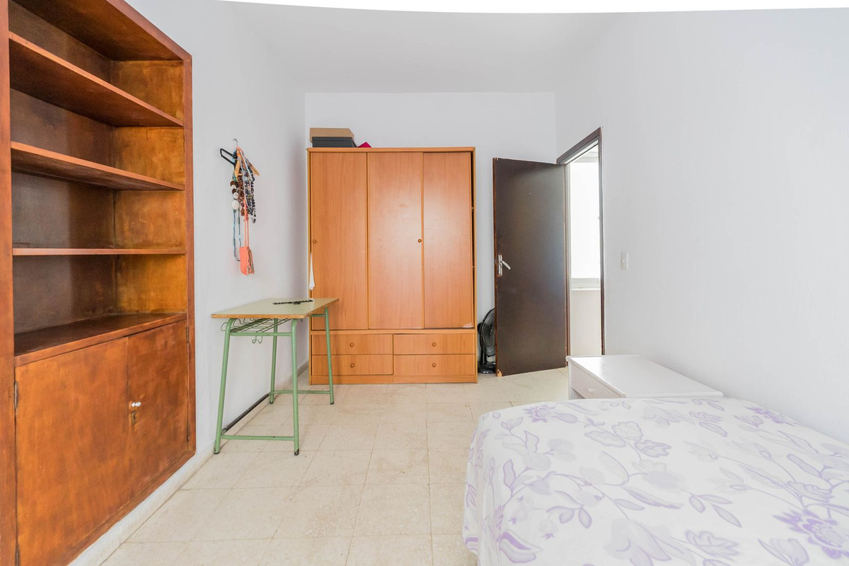 6 Bed Townhouse for sale in Marbella Costa Del Sol, Málaga, Spain