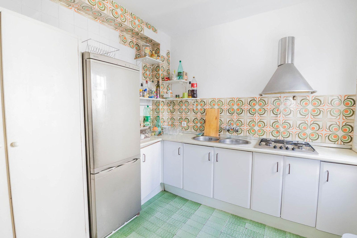 6 Bed Townhouse for sale in Marbella Costa Del Sol, Málaga, Spain