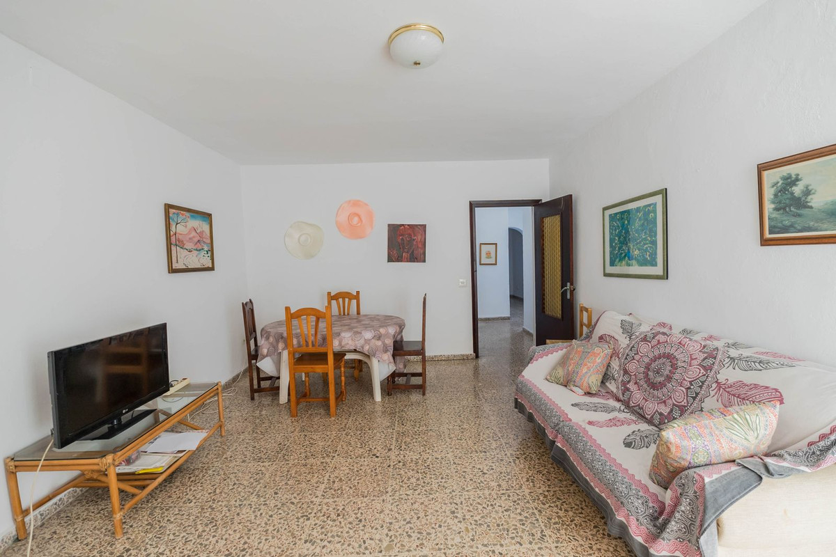 6 Bed Townhouse for sale in Marbella Costa Del Sol, Málaga, Spain