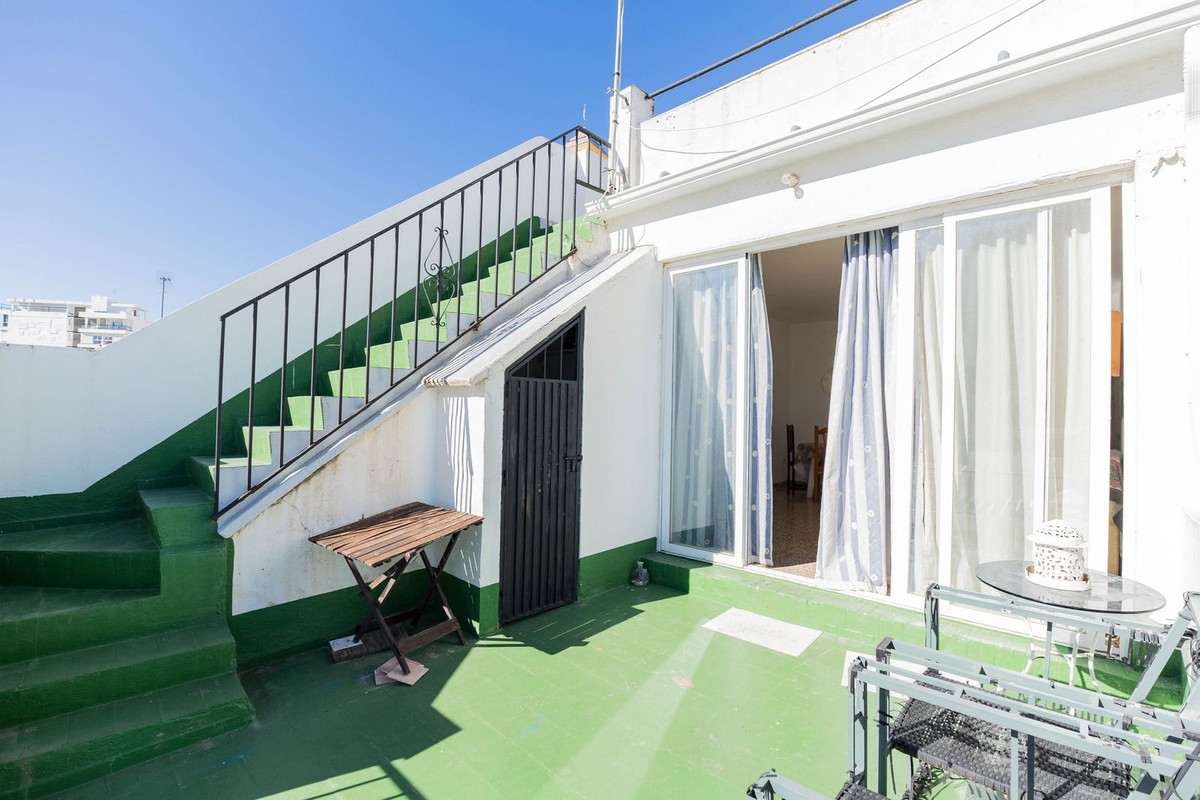 6 Bed Townhouse for sale in Marbella Costa Del Sol, Málaga, Spain
