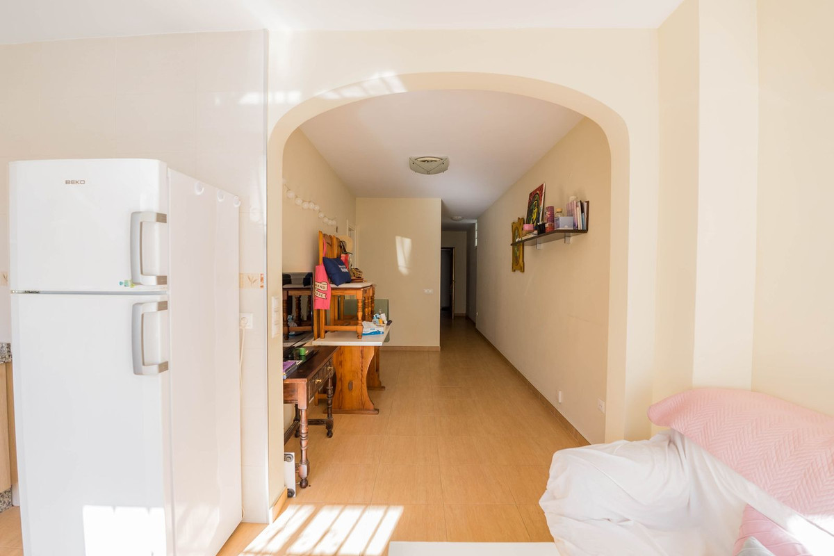 6 Bed Townhouse for sale in Marbella Costa Del Sol, Málaga, Spain
