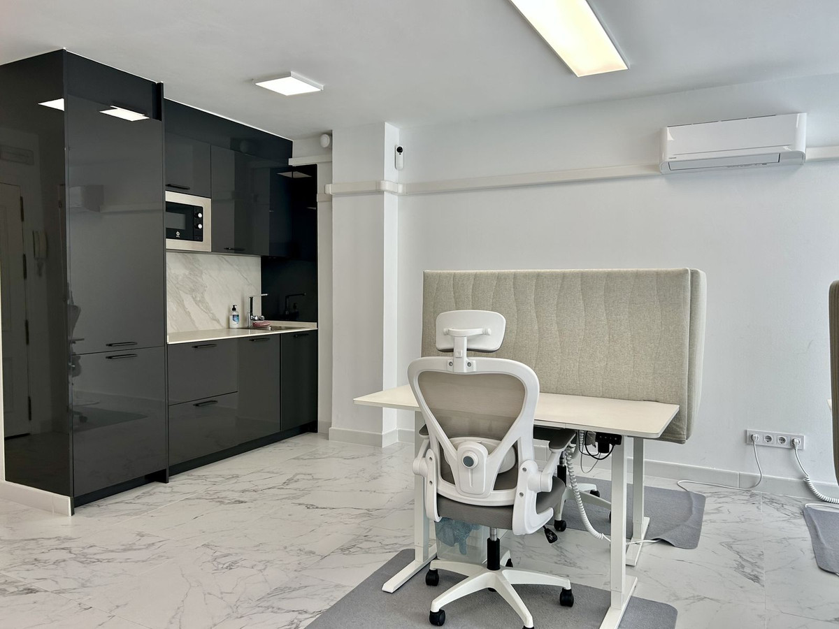 Se vende Oficina  en Costa Del Sol, Málaga, España