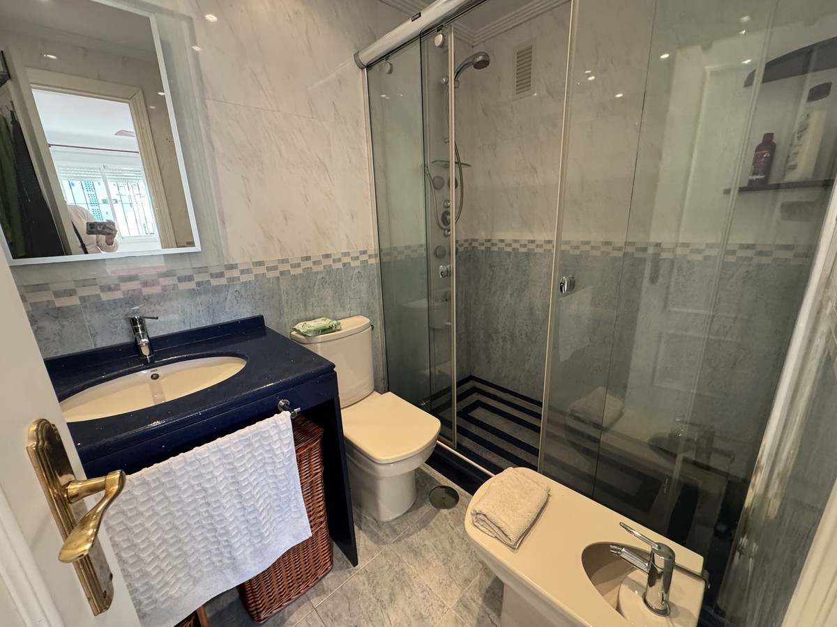 Se vende Ático de 3 dormitorios en Costa Del Sol East, Málaga, España