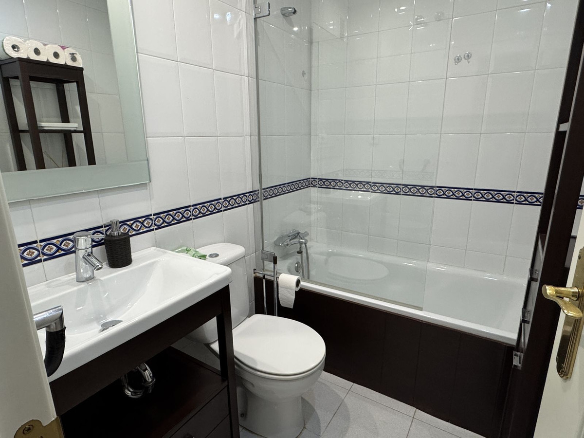 Se vende Ático de 3 dormitorios en Costa Del Sol East, Málaga, España