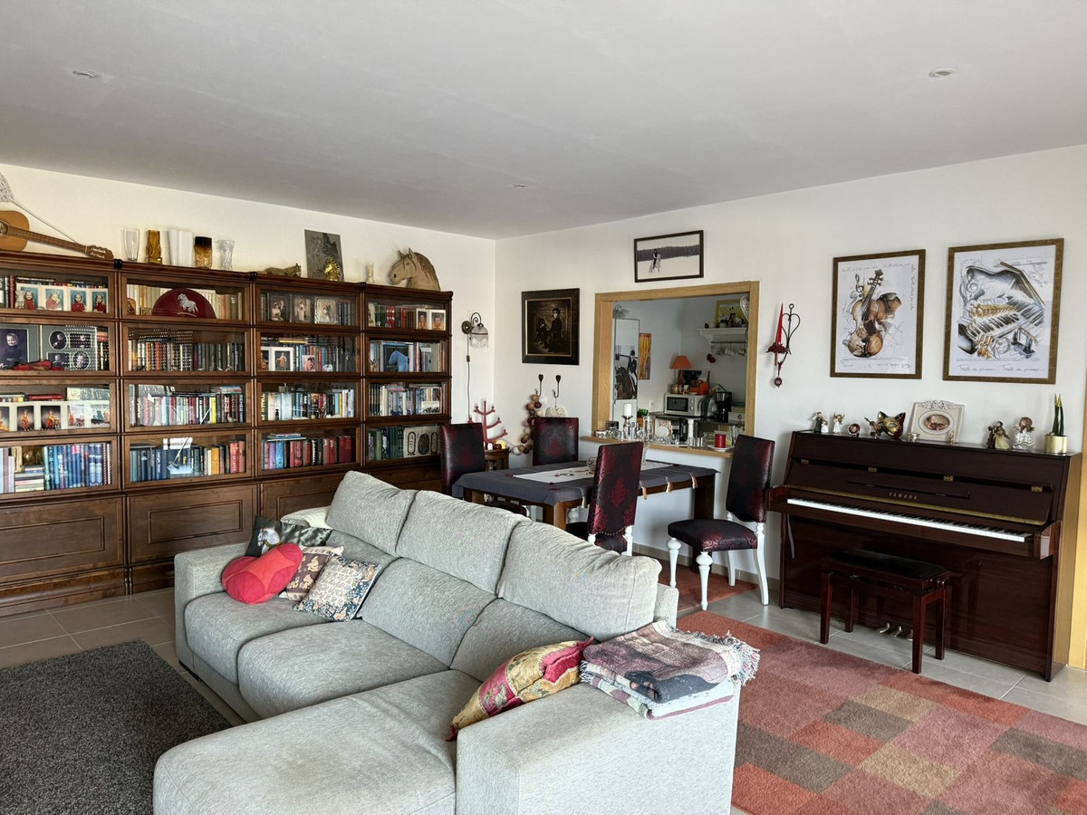 Se vende Villa - Chalet de 3 dormitorios en Costa Del Sol, Málaga, España