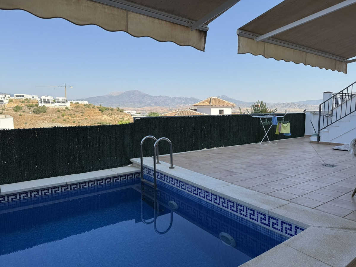 Se vende Villa - Chalet de 3 dormitorios en Costa Del Sol, Málaga, España